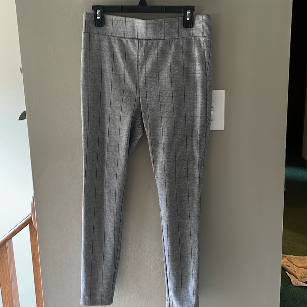 Ann Taylor LOFT Gray Plaid Leggings, Size medium